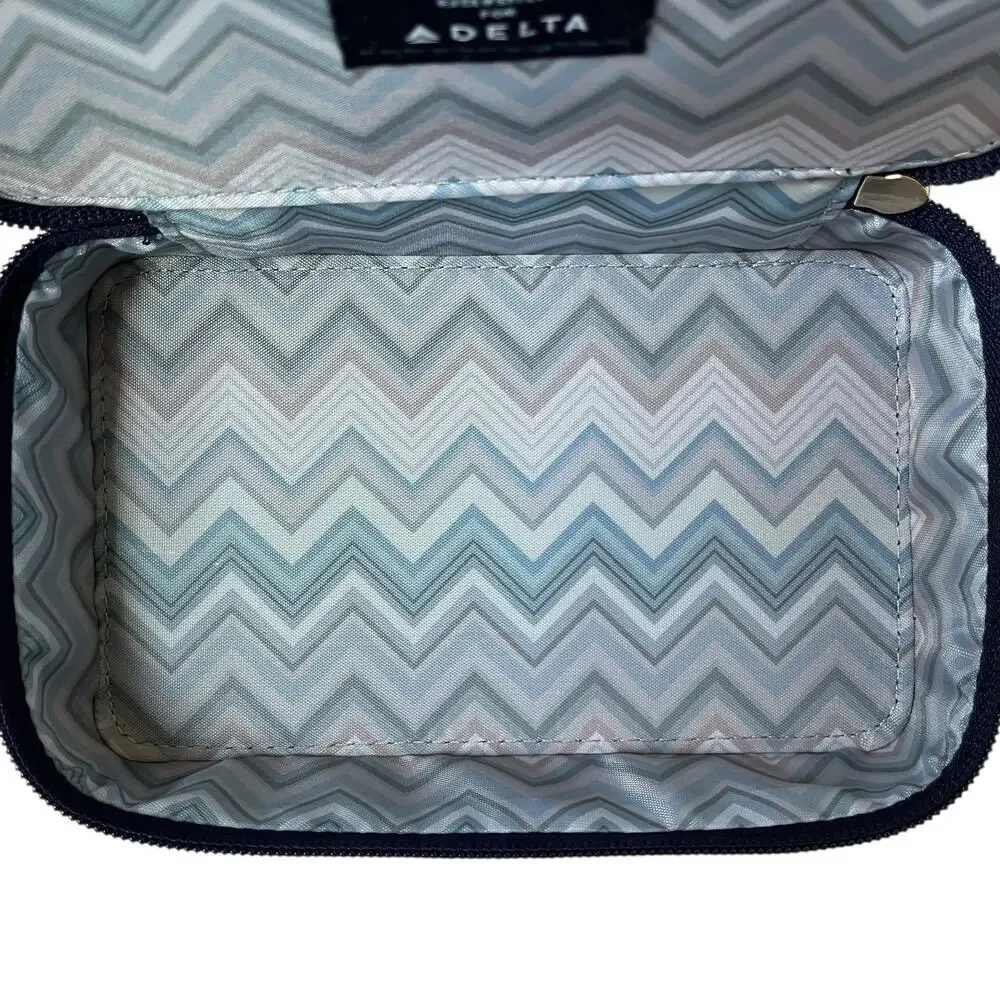 Missoni x Delta One Navy Blue Zigzag Faux Leather Zip Toiletry Cosmetic Case